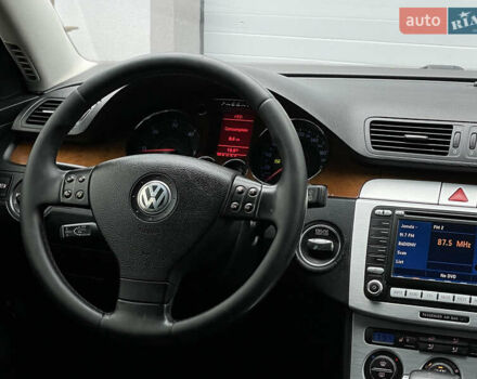 Черный Фольксваген Пассат, объемом двигателя 1.97 л и пробегом 336 тыс. км за 6500 $, фото 10 на Automoto.ua