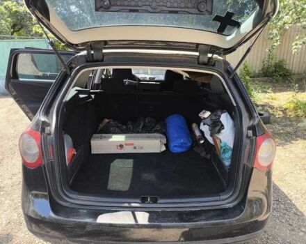 Черный Фольксваген Пассат, объемом двигателя 2 л и пробегом 400 тыс. км за 2611 $, фото 8 на Automoto.ua