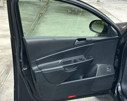 Чорний Фольксваген Пассат, об'ємом двигуна 1.97 л та пробігом 276 тис. км за 6550 $, фото 11 на Automoto.ua