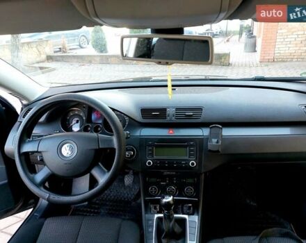 Чорний Фольксваген Пассат, об'ємом двигуна 1.6 л та пробігом 253 тис. км за 5950 $, фото 25 на Automoto.ua