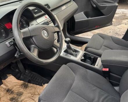 Черный Фольксваген Пассат, объемом двигателя 1.9 л и пробегом 270 тыс. км за 4900 $, фото 7 на Automoto.ua