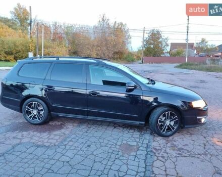 Черный Фольксваген Пассат, объемом двигателя 1.6 л и пробегом 243 тыс. км за 6799 $, фото 29 на Automoto.ua