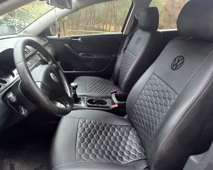 Черный Фольксваген Пассат, объемом двигателя 1.9 л и пробегом 330 тыс. км за 5800 $, фото 10 на Automoto.ua