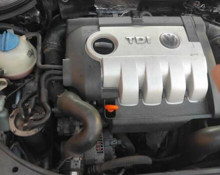 Черный Фольксваген Пассат, объемом двигателя 2 л и пробегом 370 тыс. км за 6700 $, фото 22 на Automoto.ua