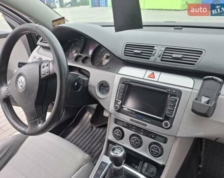 Черный Фольксваген Пассат, объемом двигателя 1.97 л и пробегом 400 тыс. км за 6200 $, фото 21 на Automoto.ua