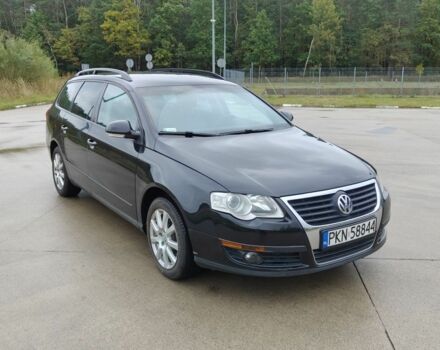 Черный Фольксваген Пассат, объемом двигателя 2 л и пробегом 240 тыс. км за 2750 $, фото 1 на Automoto.ua