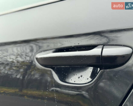 Черный Фольксваген Пассат, объемом двигателя 1.9 л и пробегом 438 тыс. км за 5950 $, фото 19 на Automoto.ua