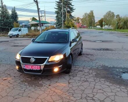 Черный Фольксваген Пассат, объемом двигателя 1.6 л и пробегом 243 тыс. км за 6699 $, фото 7 на Automoto.ua
