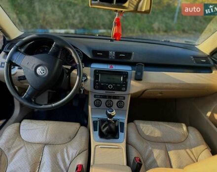 Фольксваген Пассат 2006 в Киеве на Automoto.ua Черный Фольксваген Пассат, объемом двигателя 2 л и пробегом 340 тыс. км за 2900 $, фото 2 на Automoto.ua
