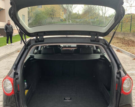 Черный Фольксваген Пассат, объемом двигателя 1.97 л и пробегом 274 тыс. км за 6500 $, фото 9 на Automoto.ua