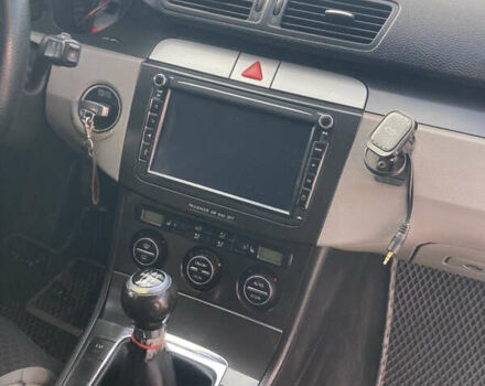 Черный Фольксваген Пассат, объемом двигателя 1.97 л и пробегом 271 тыс. км за 6200 $, фото 9 на Automoto.ua