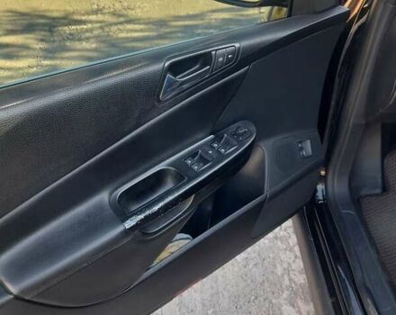 Черный Фольксваген Пассат, объемом двигателя 1.98 л и пробегом 245 тыс. км за 6000 $, фото 3 на Automoto.ua