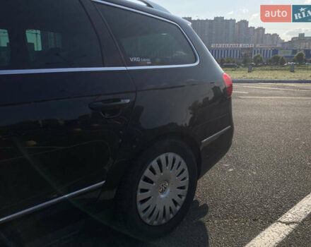 Черный Фольксваген Пассат, объемом двигателя 1.98 л и пробегом 240 тыс. км за 6400 $, фото 3 на Automoto.ua