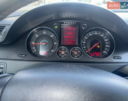 Чорний Фольксваген Пассат, об'ємом двигуна 2 л та пробігом 275 тис. км за 6300 $, фото 9 на Automoto.ua