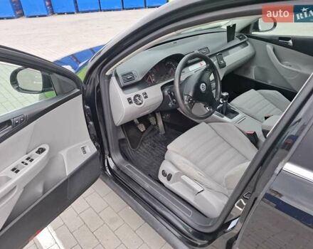 Черный Фольксваген Пассат, объемом двигателя 1.97 л и пробегом 400 тыс. км за 6200 $, фото 13 на Automoto.ua