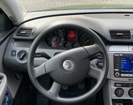 Черный Фольксваген Пассат, объемом двигателя 1.97 л и пробегом 317 тыс. км за 6450 $, фото 33 на Automoto.ua