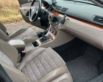 Черный Фольксваген Пассат, объемом двигателя 2 л и пробегом 290 тыс. км за 5200 $, фото 10 на Automoto.ua