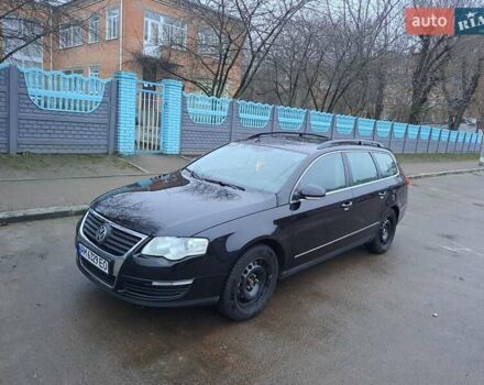 Черный Фольксваген Пассат, объемом двигателя 2 л и пробегом 258 тыс. км за 5700 $, фото 5 на Automoto.ua