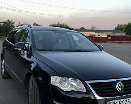 Чорний Фольксваген Пассат, об'ємом двигуна 1.6 л та пробігом 300 тис. км за 5700 $, фото 4 на Automoto.ua