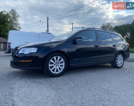 Черный Фольксваген Пассат, объемом двигателя 2 л и пробегом 241 тыс. км за 6000 $, фото 2 на Automoto.ua