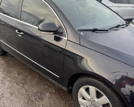 Черный Фольксваген Пассат, объемом двигателя 1.9 л и пробегом 270 тыс. км за 4900 $, фото 1 на Automoto.ua