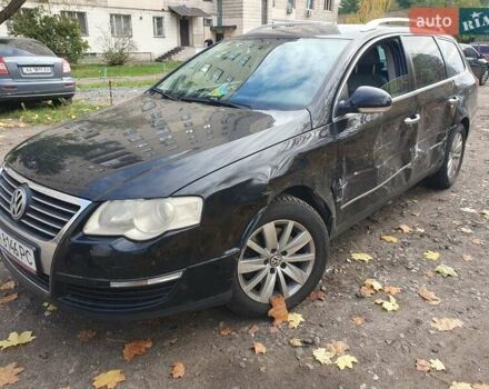 Черный Фольксваген Пассат, объемом двигателя 1.97 л и пробегом 250 тыс. км за 3999 $, фото 8 на Automoto.ua