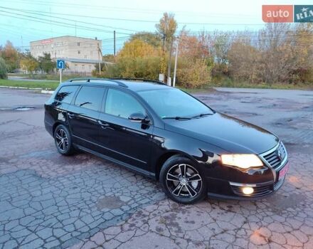 Черный Фольксваген Пассат, объемом двигателя 1.6 л и пробегом 243 тыс. км за 6799 $, фото 31 на Automoto.ua