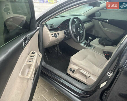 Чорний Фольксваген Пассат, об'ємом двигуна 2 л та пробігом 300 тис. км за 4500 $, фото 9 на Automoto.ua