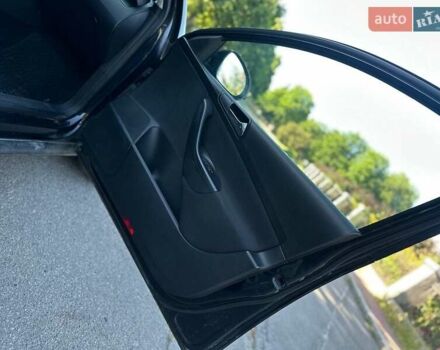 Черный Фольксваген Пассат, объемом двигателя 1.6 л и пробегом 270 тыс. км за 5200 $, фото 18 на Automoto.ua