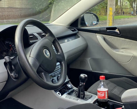 Черный Фольксваген Пассат, объемом двигателя 1.97 л и пробегом 317 тыс. км за 6450 $, фото 17 на Automoto.ua