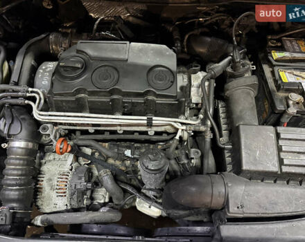 Черный Фольксваген Пассат, объемом двигателя 1.9 л и пробегом 300 тыс. км за 2400 $, фото 15 на Automoto.ua