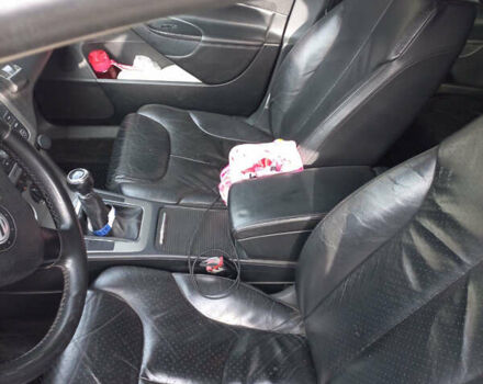 Черный Фольксваген Пассат, объемом двигателя 1.97 л и пробегом 350 тыс. км за 5700 $, фото 7 на Automoto.ua