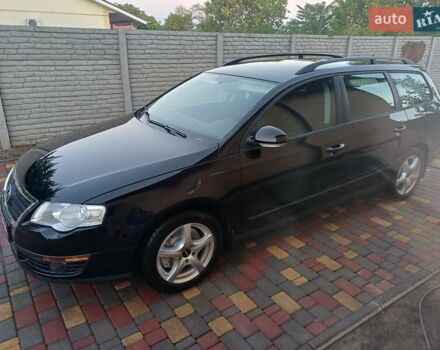 Черный Фольксваген Пассат, объемом двигателя 1.6 л и пробегом 206 тыс. км за 7000 $, фото 7 на Automoto.ua