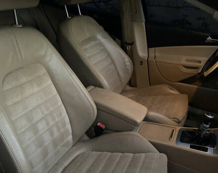 Черный Фольксваген Пассат, объемом двигателя 1.97 л и пробегом 342 тыс. км за 6500 $, фото 6 на Automoto.ua