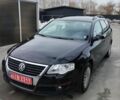 Черный Фольксваген Пассат, объемом двигателя 1.6 л и пробегом 220 тыс. км за 5700 $, фото 1 на Automoto.ua