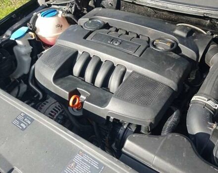 Черный Фольксваген Пассат, объемом двигателя 1.6 л и пробегом 250 тыс. км за 6200 $, фото 2 на Automoto.ua