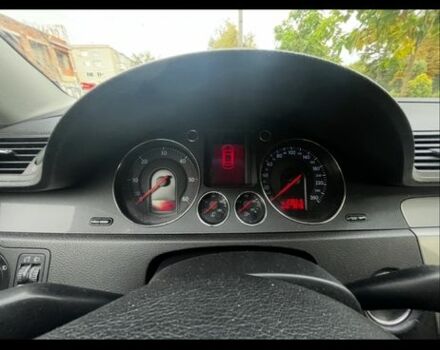 Черный Фольксваген Пассат, объемом двигателя 2 л и пробегом 239 тыс. км за 2257 $, фото 4 на Automoto.ua