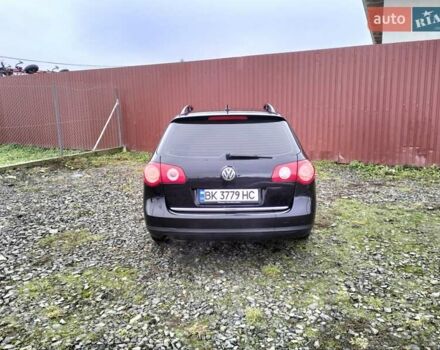 Черный Фольксваген Пассат, объемом двигателя 1.6 л и пробегом 290 тыс. км за 7000 $, фото 6 на Automoto.ua