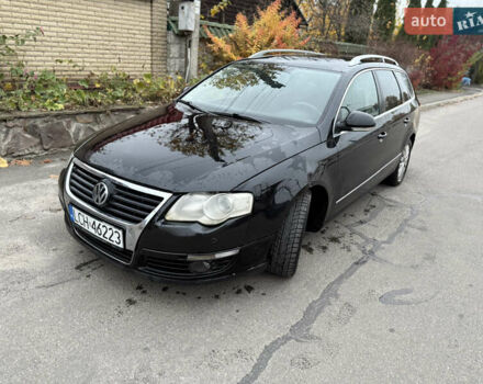 Черный Фольксваген Пассат, объемом двигателя 1.9 л и пробегом 300 тыс. км за 2400 $, фото 1 на Automoto.ua