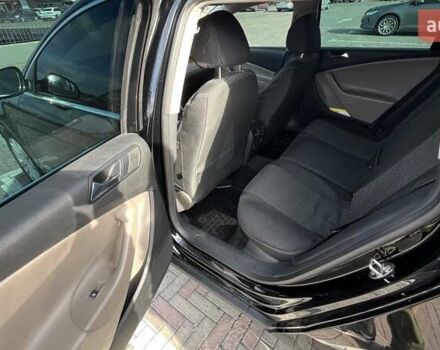 Фольксваген Пассат 2006 в Харькове на Automoto.ua Черный Фольксваген Пассат, объемом двигателя 1.6 л и пробегом 220 тыс. км за 6000 $, фото 8 на Automoto.ua