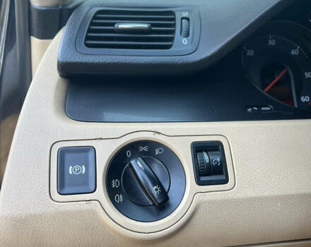 Чорний Фольксваген Пассат, об'ємом двигуна 2 л та пробігом 313 тис. км за 6100 $, фото 14 на Automoto.ua