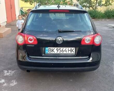 Черный Фольксваген Пассат, объемом двигателя 1.6 л и пробегом 370 тыс. км за 5200 $, фото 5 на Automoto.ua