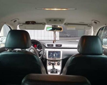 Чорний Фольксваген Пассат, об'ємом двигуна 2 л та пробігом 330 тис. км за 7300 $, фото 3 на Automoto.ua