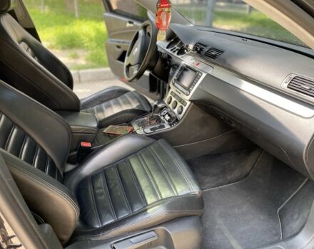 Чорний Фольксваген Пассат, об'ємом двигуна 2 л та пробігом 305 тис. км за 5900 $, фото 7 на Automoto.ua