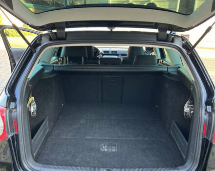 Чорний Фольксваген Пассат, об'ємом двигуна 1.98 л та пробігом 272 тис. км за 4850 $, фото 6 на Automoto.ua