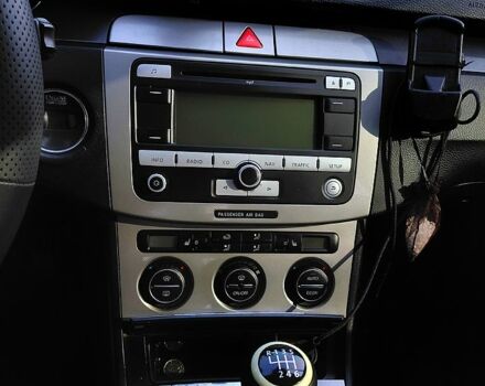 Чорний Фольксваген Пассат, об'ємом двигуна 2 л та пробігом 280 тис. км за 5600 $, фото 3 на Automoto.ua