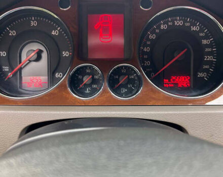 Чорний Фольксваген Пассат, об'ємом двигуна 2 л та пробігом 257 тис. км за 6100 $, фото 10 на Automoto.ua