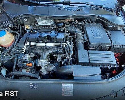 Черный Фольксваген Пассат, объемом двигателя 2 л и пробегом 250 тыс. км за 5000 $, фото 3 на Automoto.ua