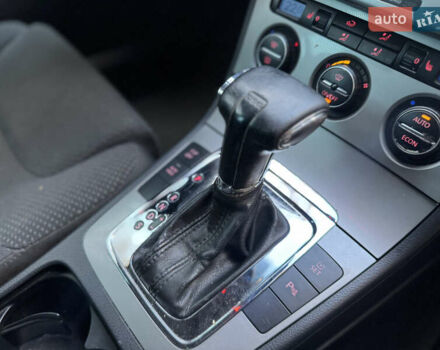 Черный Фольксваген Пассат, объемом двигателя 1.98 л и пробегом 270 тыс. км за 4599 $, фото 13 на Automoto.ua