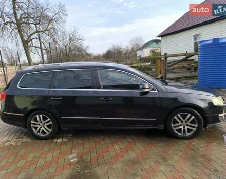 Черный Фольксваген Пассат, объемом двигателя 1.97 л и пробегом 220 тыс. км за 6750 $, фото 14 на Automoto.ua